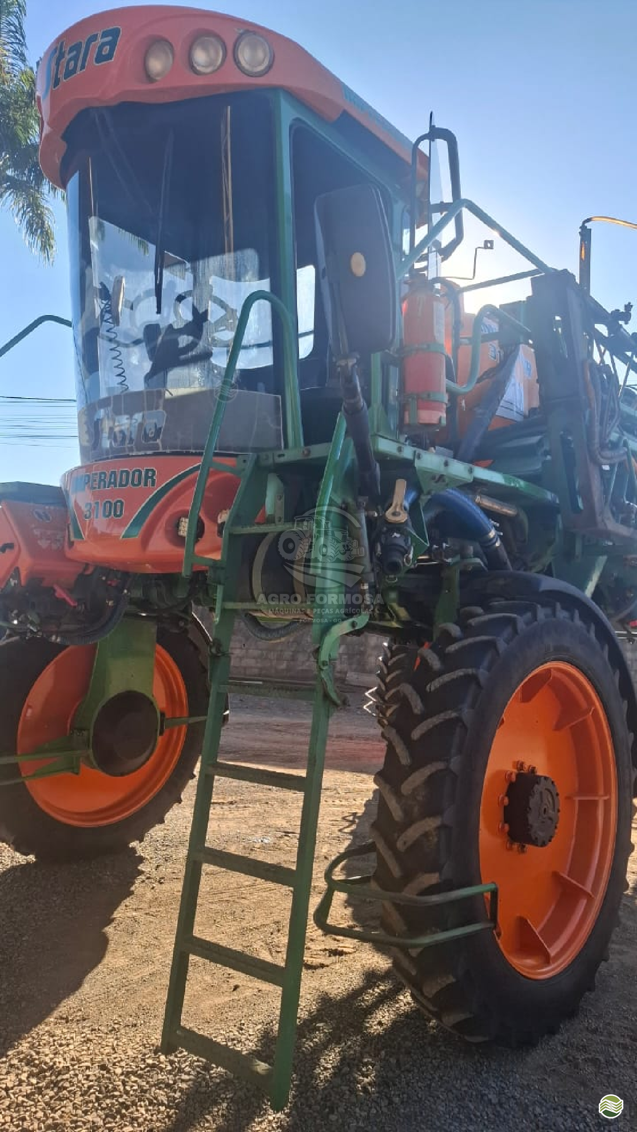 PULVERIZADOR STARA IMPERADOR 3100 Tração 4x4 Agro Formosa Máquinas e Peças Agrícolas FORMOSA GOIAS GO